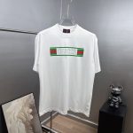 Classic red and green ribbon print short-sleeved T-shirt, unisex, loose and casual top, versatile style