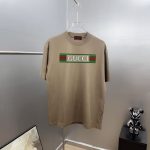 Classic red and green ribbon print short-sleeved T-shirt, unisex, loose and casual top, versatile style - Image 3